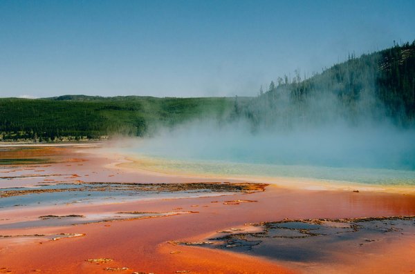 Comment préparer une expédition pour voir les geysers de Yellowstone, USA?